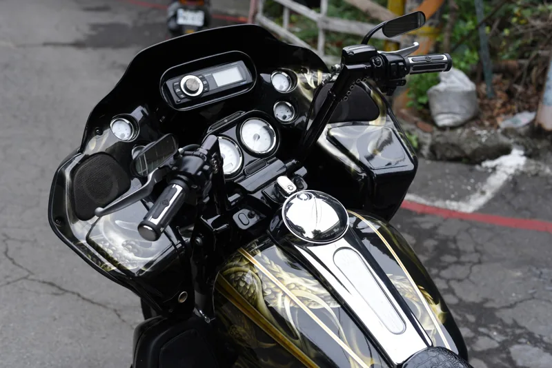 Harley-Davidson 哈雷 鯊魚頭 ROAD GLIDE．第 9 張