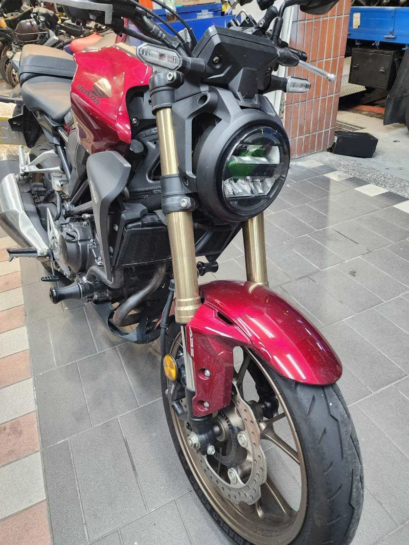 honda 本田 CB300R 有檔顯 滑離．第 2 張
