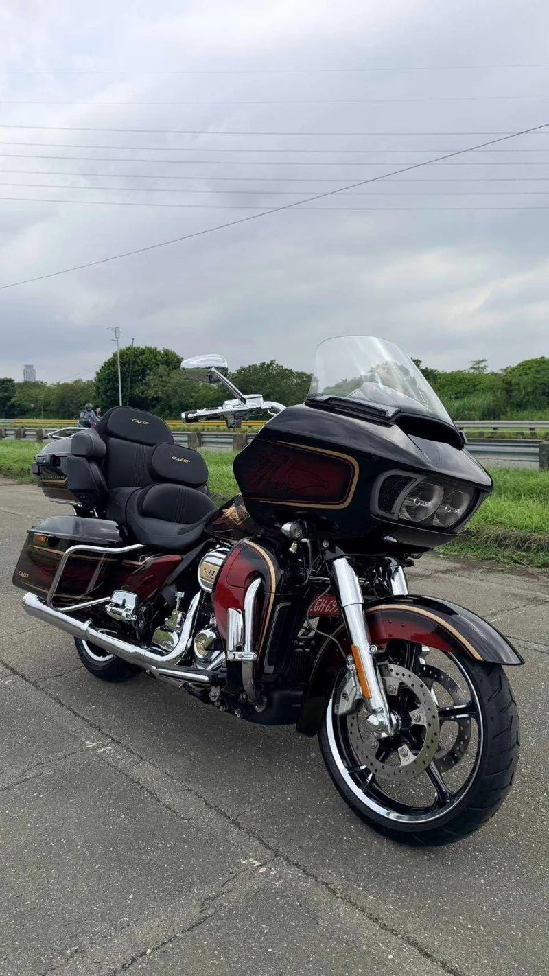 哈雷 120 週年 CVO Road Glide Limited Anniversary．第 6 張