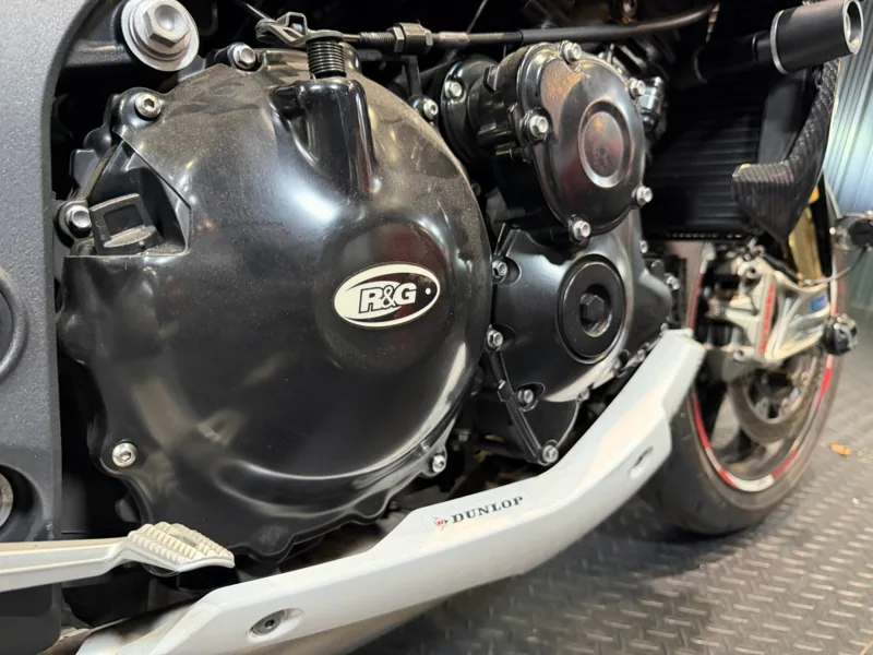 TRIUMPH 凱旋 Speed Triple 1050R．第 6 張