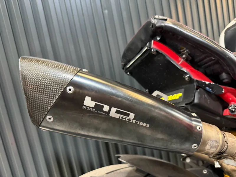TRIUMPH 凱旋 Speed Triple 1050R．第 2 張