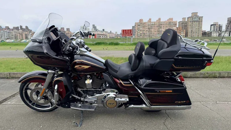 哈雷 120 週年 CVO Road Glide Limited Anniversary．第 9 張