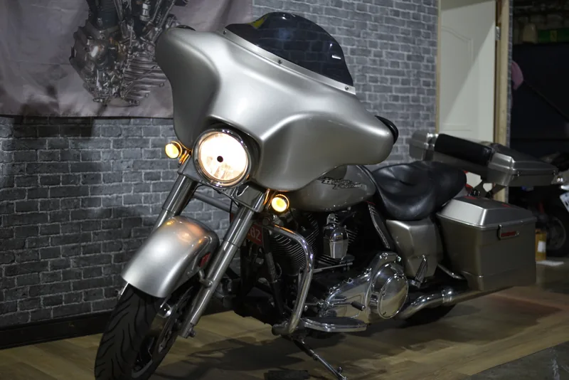 Harley-Davidson 哈雷 Touring FLHTCU 牛頭．第 1 張