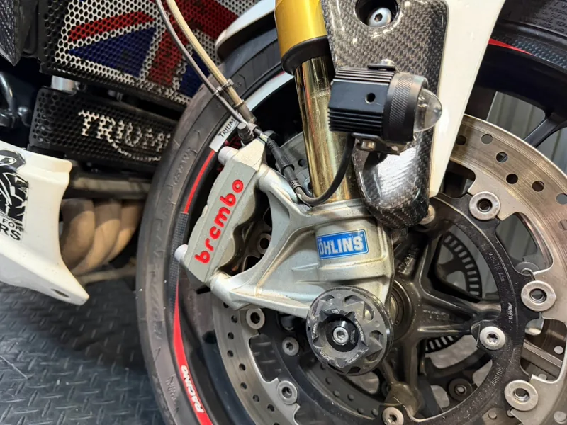 TRIUMPH 凱旋 Speed Triple 1050R．第 7 張
