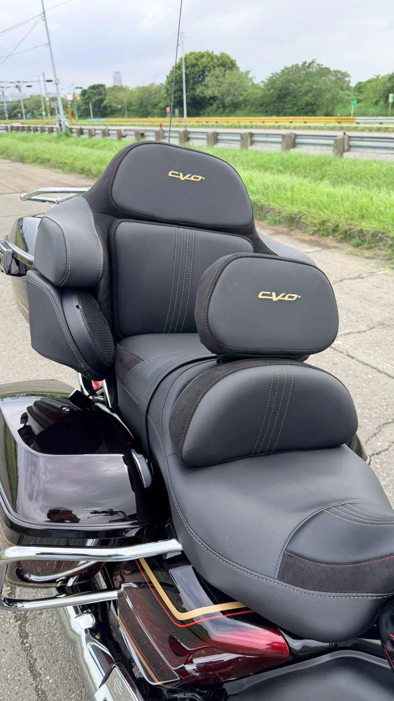 哈雷 120 週年 CVO Road Glide Limited Anniversary．第 3 張