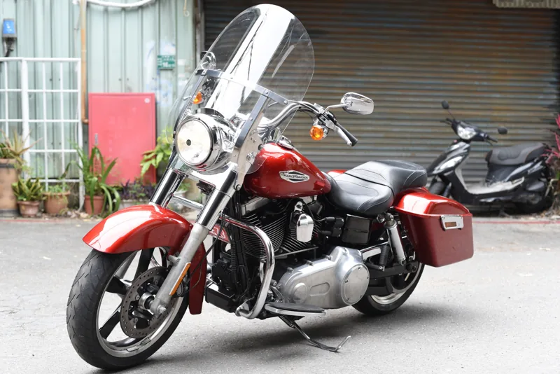 哈雷 Harley-Davidson DYNA FLD 小路王．第 3 張