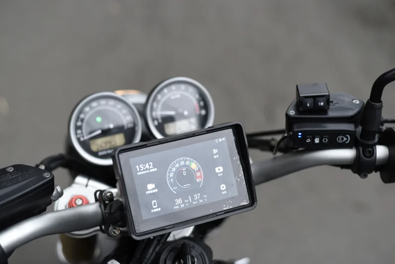 寶馬 BMW R nineT R9T 標準版 金筷子．第 5 張